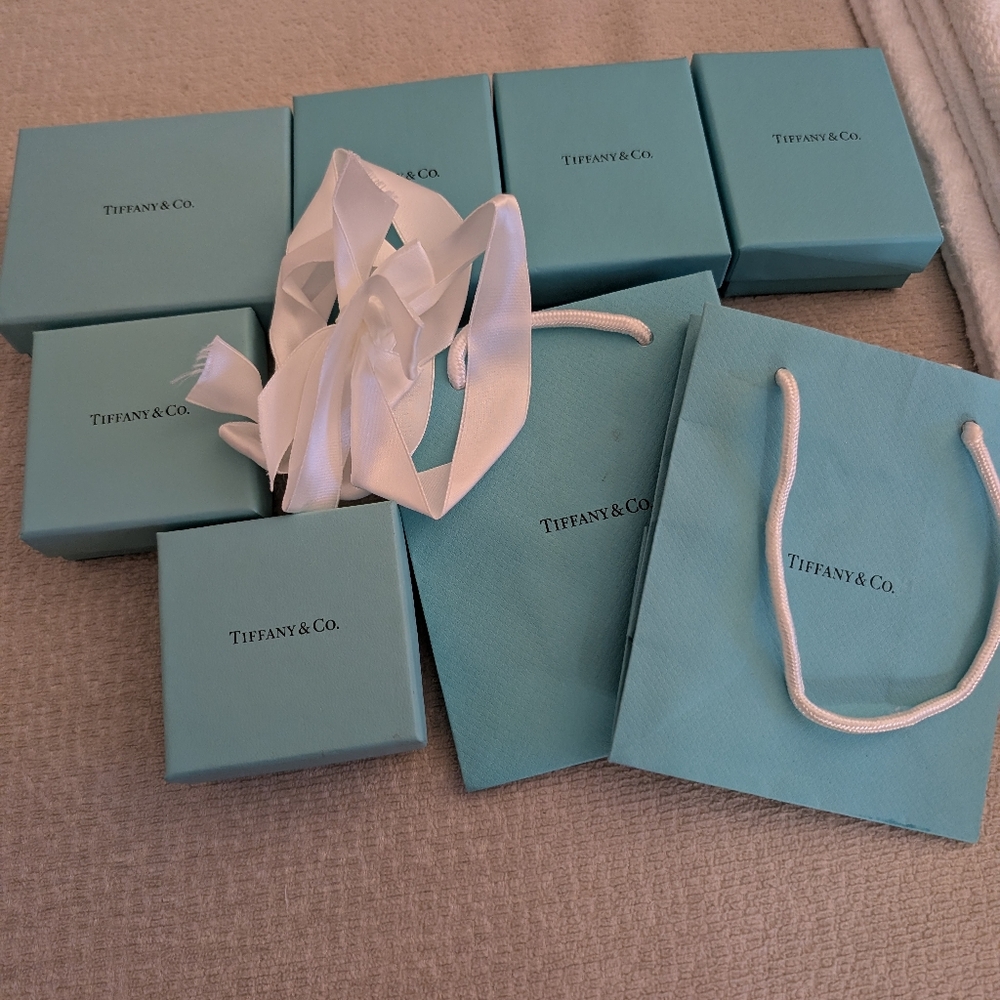 Tiffany & Co. Turquoise Boxes and Bags with White Ribbons